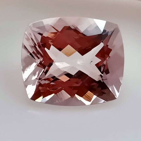 Natural Pink Morganite 7.34 Cts Cushion 13.86x11.85MM (PILCUS001) - Bluestargemstones - -  - Natural Pink Morganite 7.34 Cts Cushion 13.86x11.85MM (PILCUS001)