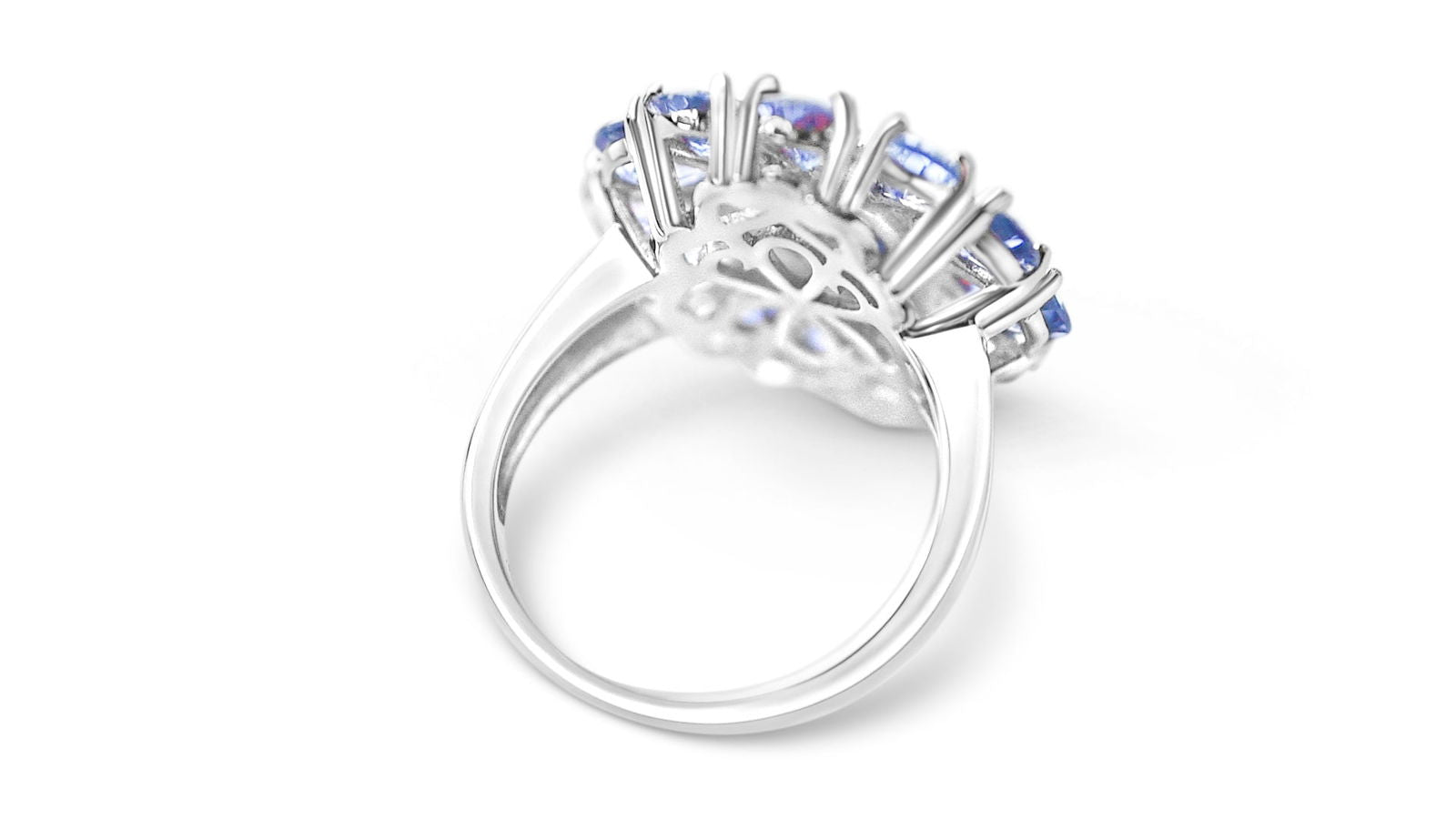 Bohemian Tanzanite Ring: 6mm Gem (PJC4661R) - Bluestargemstones - - 