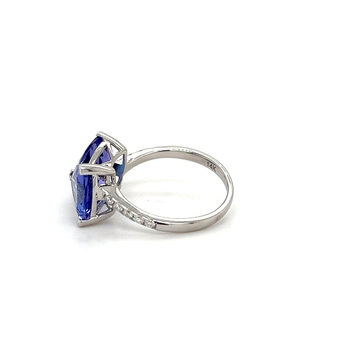 14K White Gold Ring with 3.6 Carat Trillion-Cut Pink Morganite (PJC34185R)