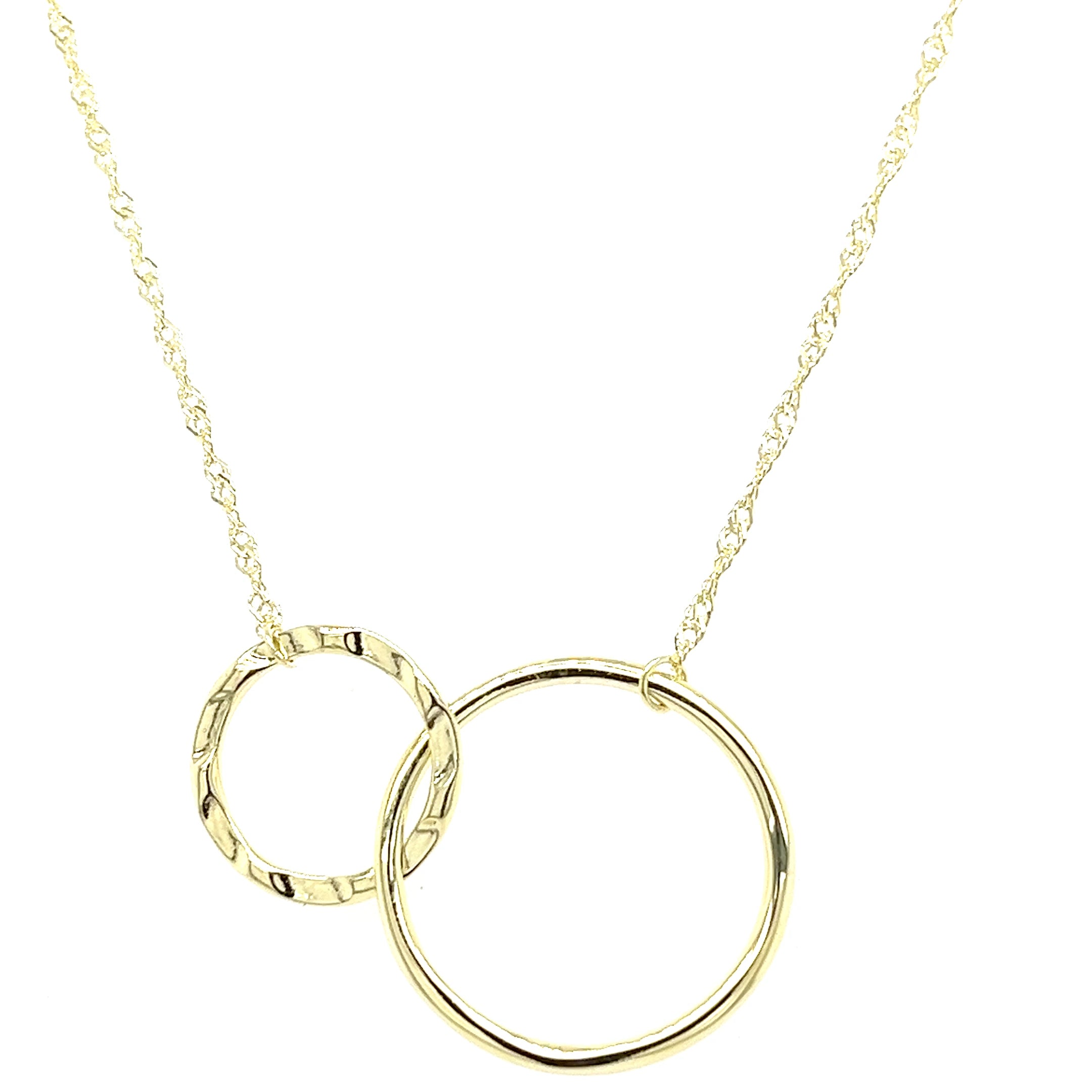 925 sterling silver circle charm necklace featuring intertwined circular pendants for minimalist jewelry
