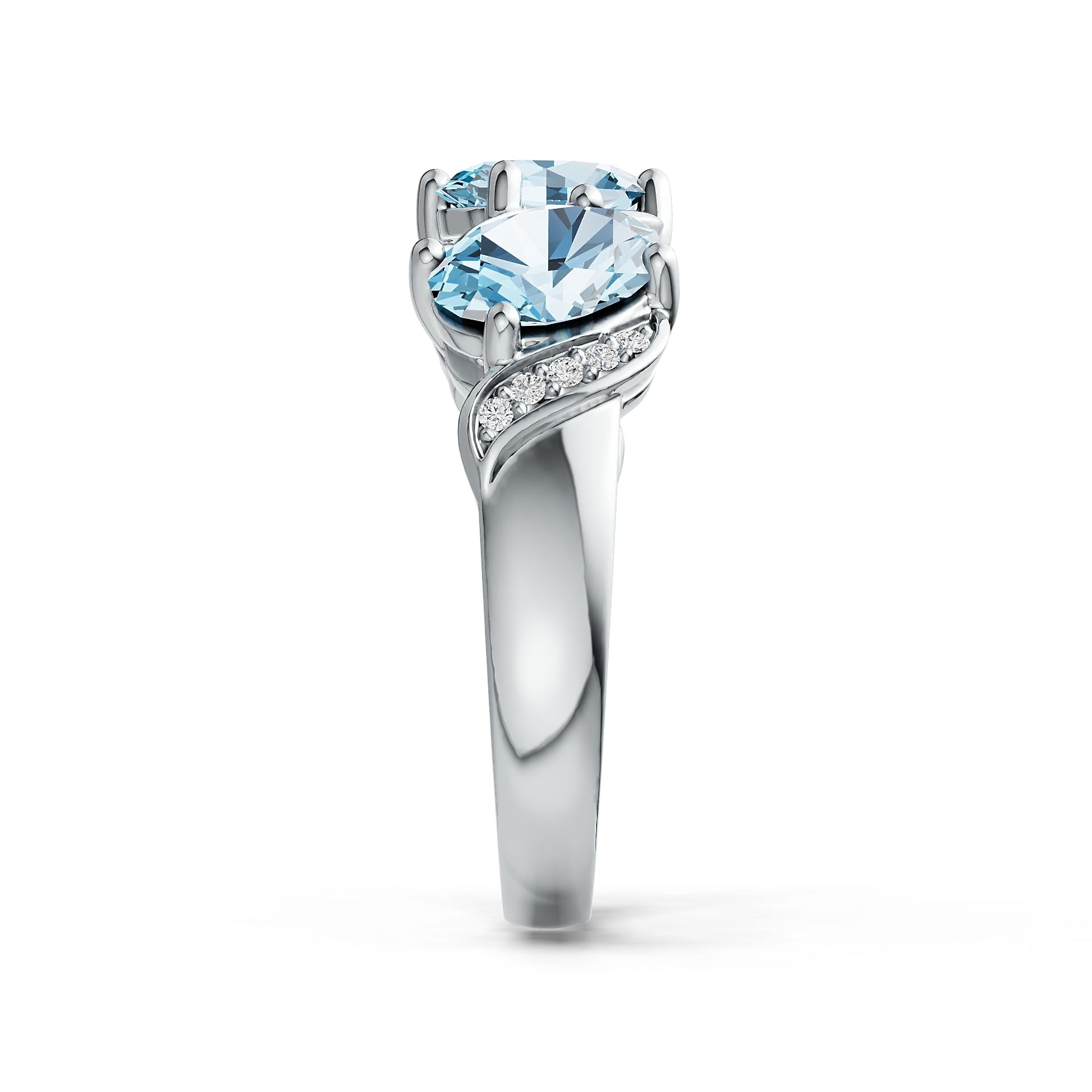 Triple Aquamarine & Diamond Ring in 14K Gold (Oval Cut, 2.1 Ct Total)