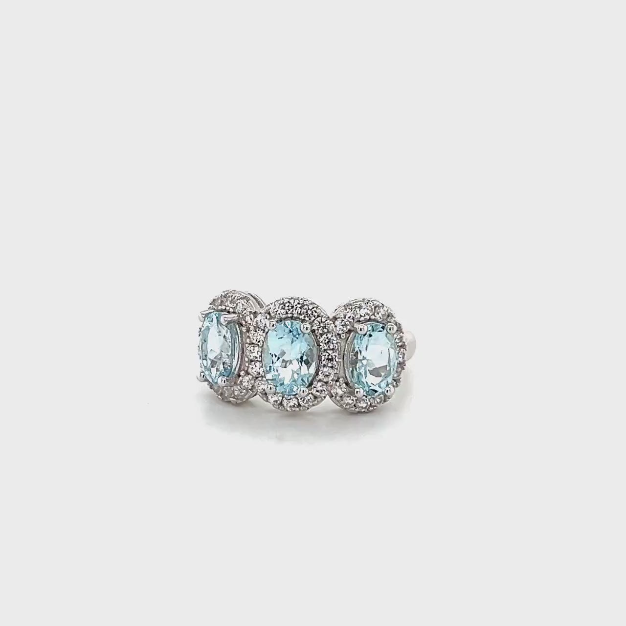 3 Stone Oval Light Blue Aquamarine Sterling Silver Ring: Timeless Elegance (GTL19190R)