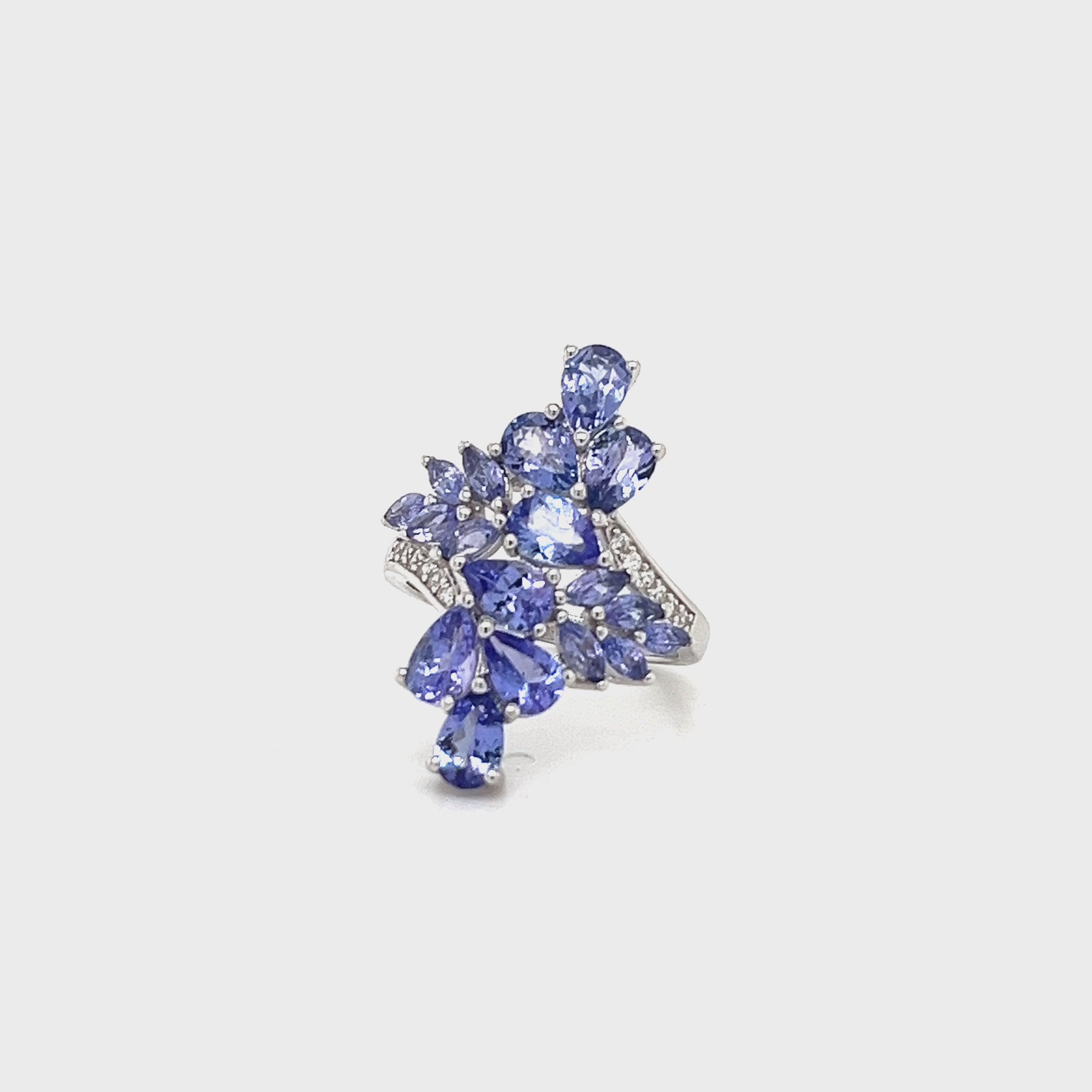 925 Silver Tanzanite Cluster Ring with 6x4mm Pear Stones (PJC17869R)