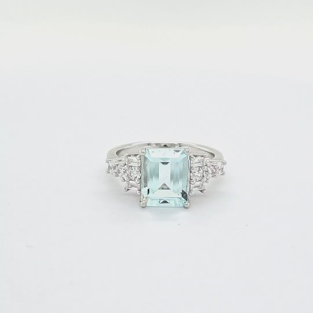 Art Deco Light Blue Aquamarine Sterling Silver Solitaire Ring - Timeless Elegance