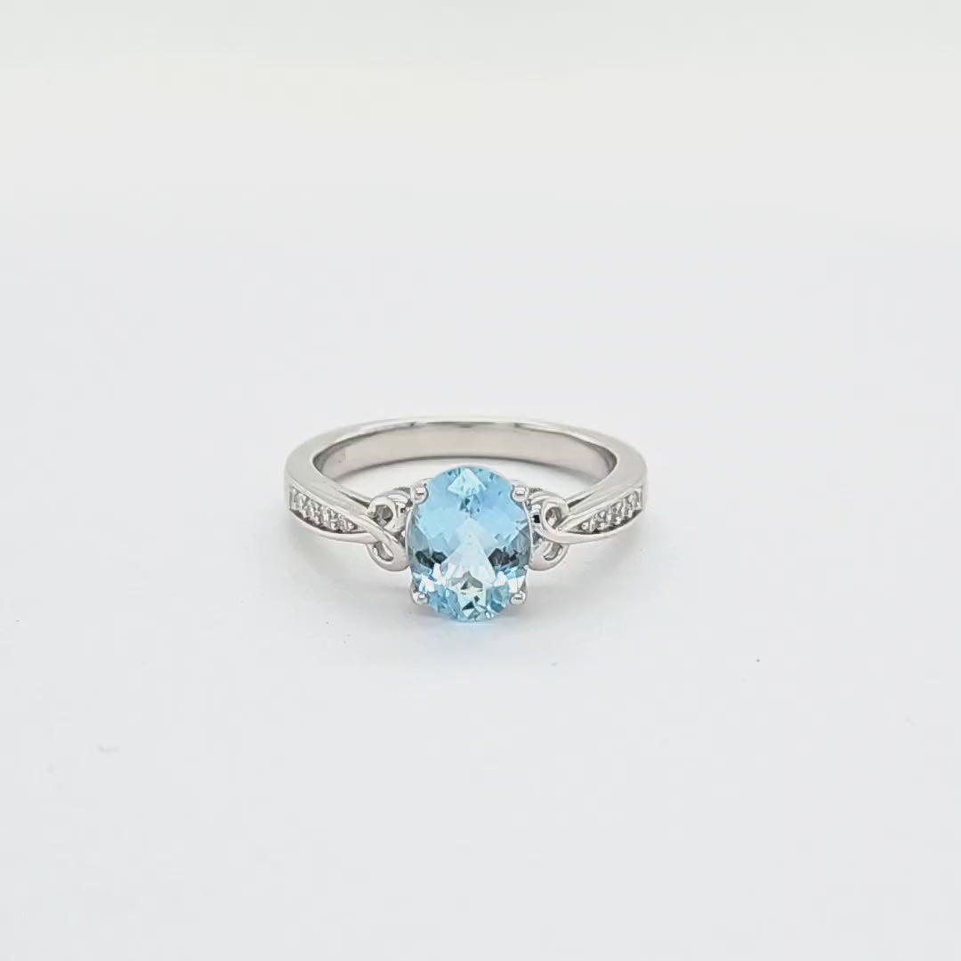 Light Blue Aquamarine Solitaire Ring in Sterling Silver