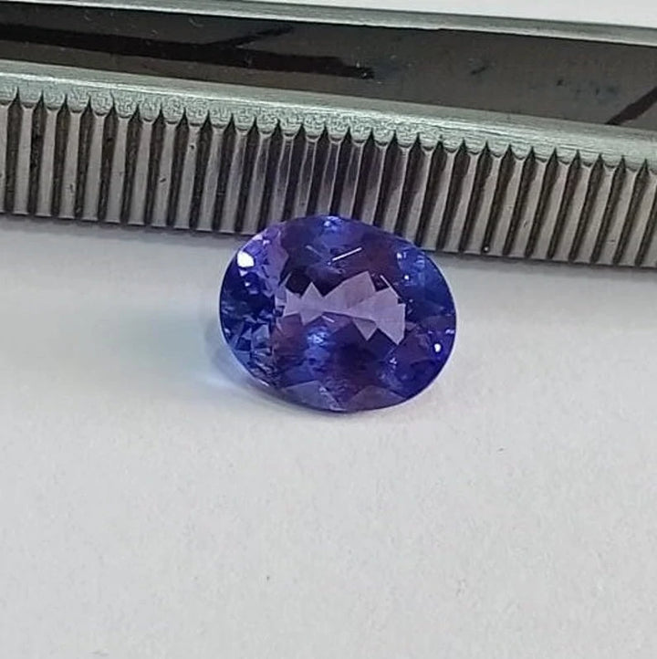 AA Grade Natural Blue Tanzanite 8x10mm Oval (TZOV059)